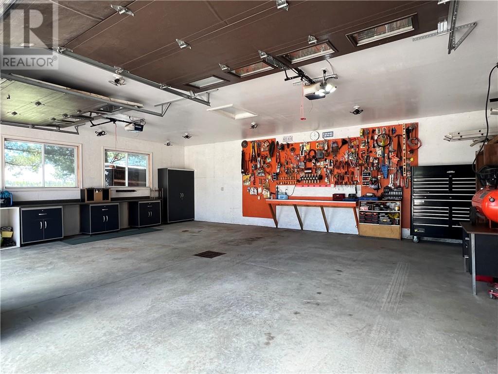 18 Goegan Road - 43