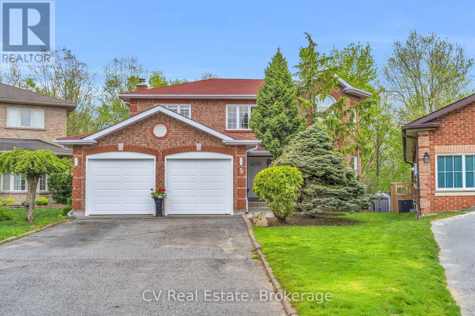 5 MCCUTCHEON COURT - Image 2