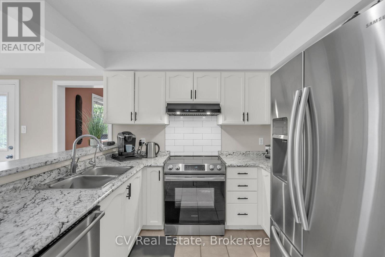 5 MCCUTCHEON COURT - 15