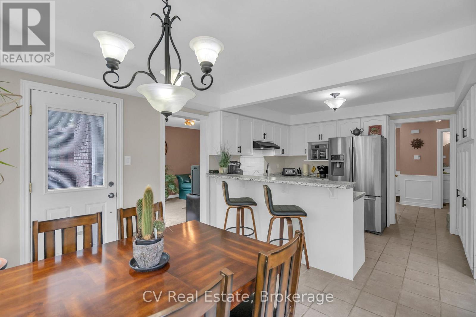 5 MCCUTCHEON COURT - 19