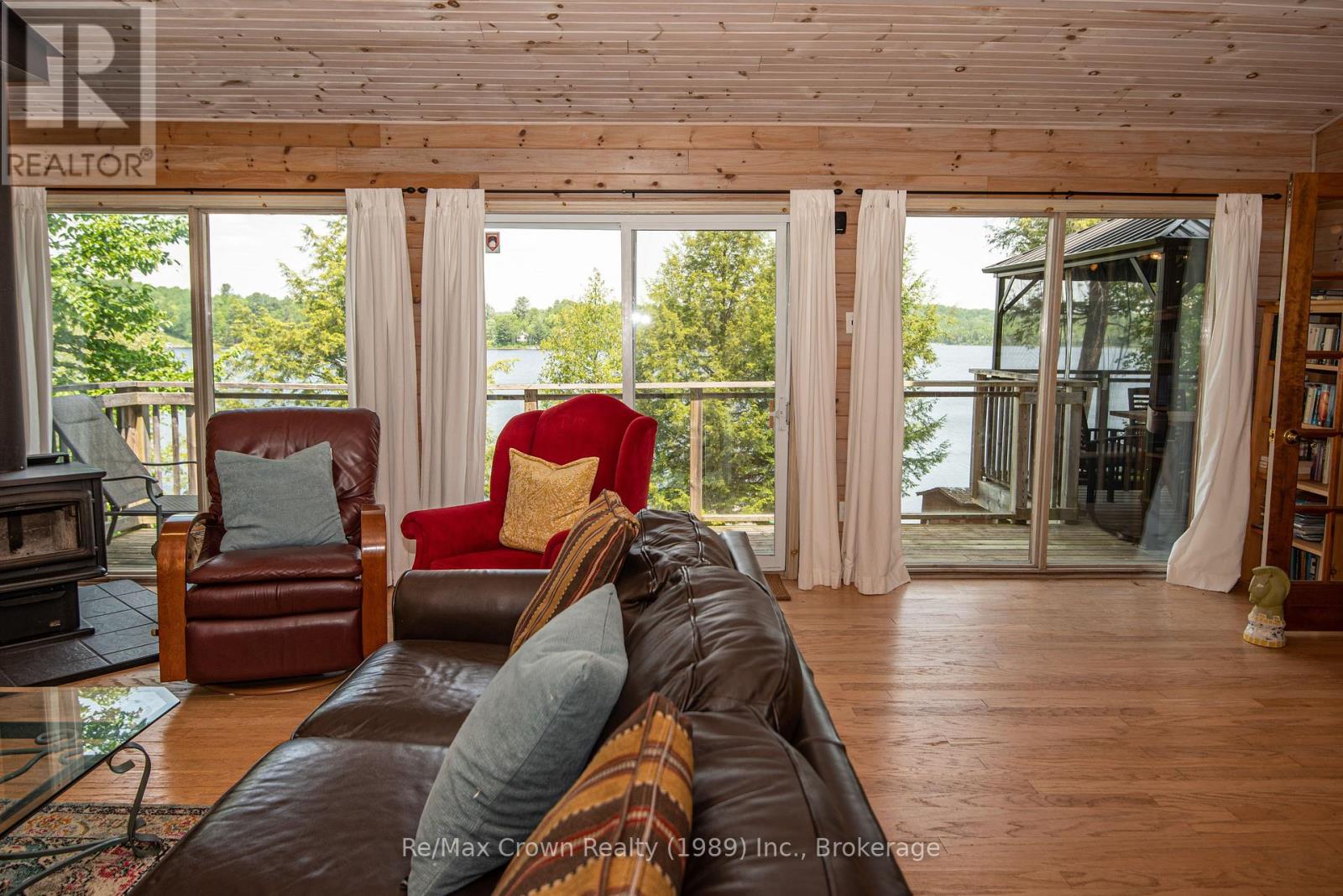 294 EVERETT DRIVE - 22