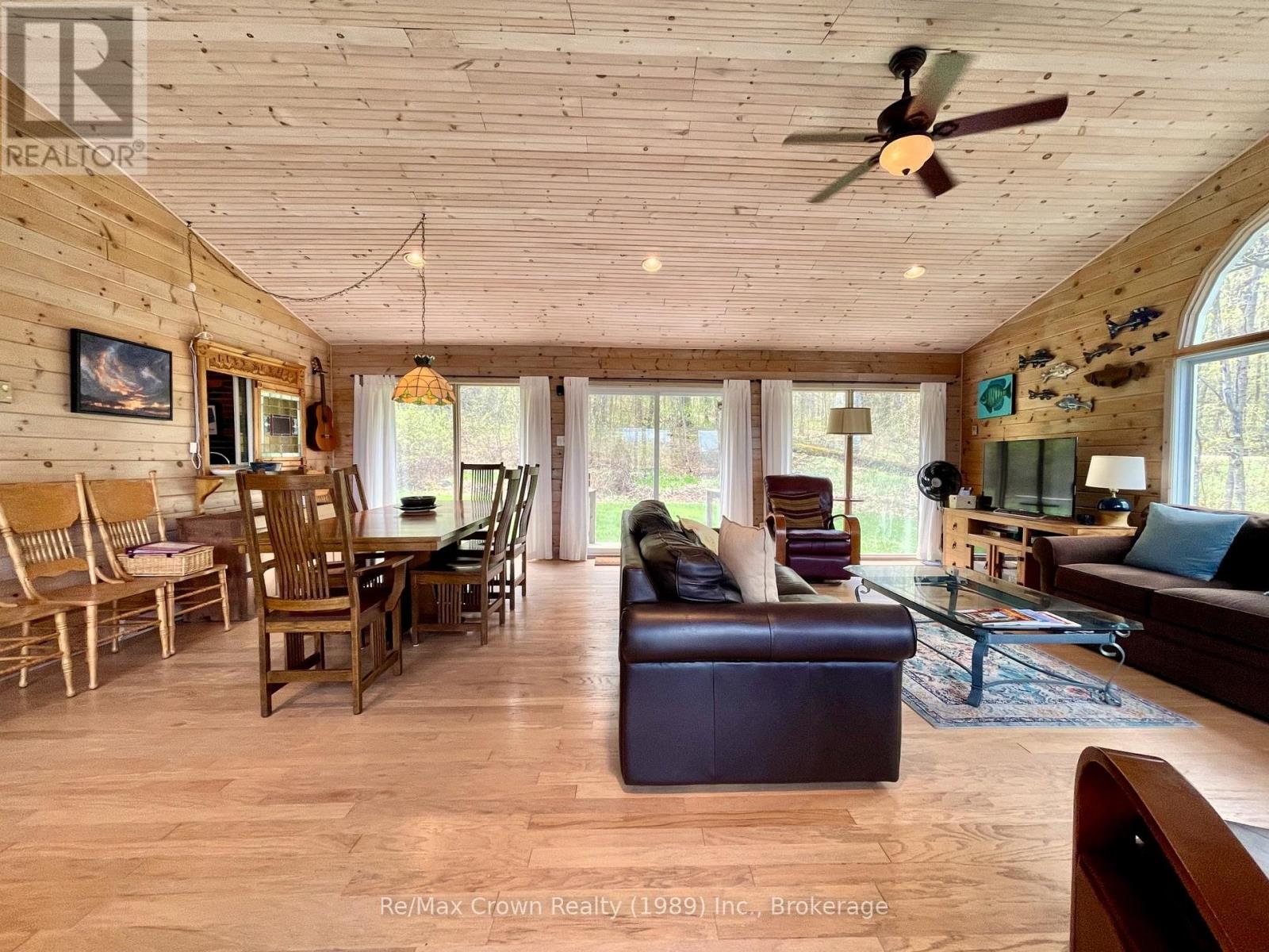 294 EVERETT DRIVE - 15