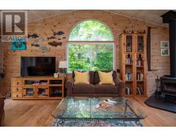 294 Everett Drive, Parry Sound Remote Area, ON P0H2R0 Photo 21