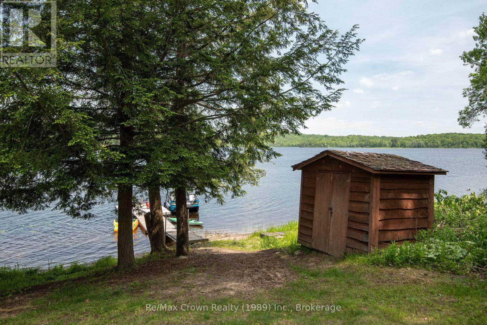 294 EVERETT DRIVE - 46