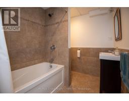 294 Everett Drive, Parry Sound Remote Area, ON P0H2R0 Photo 33