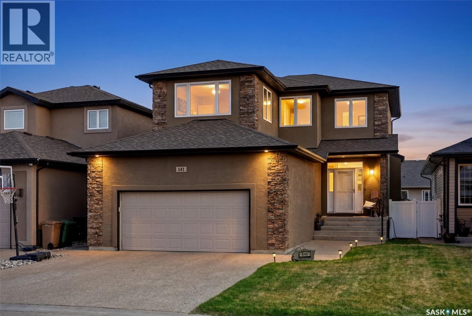 141 Oxbow CRESCENT - 51