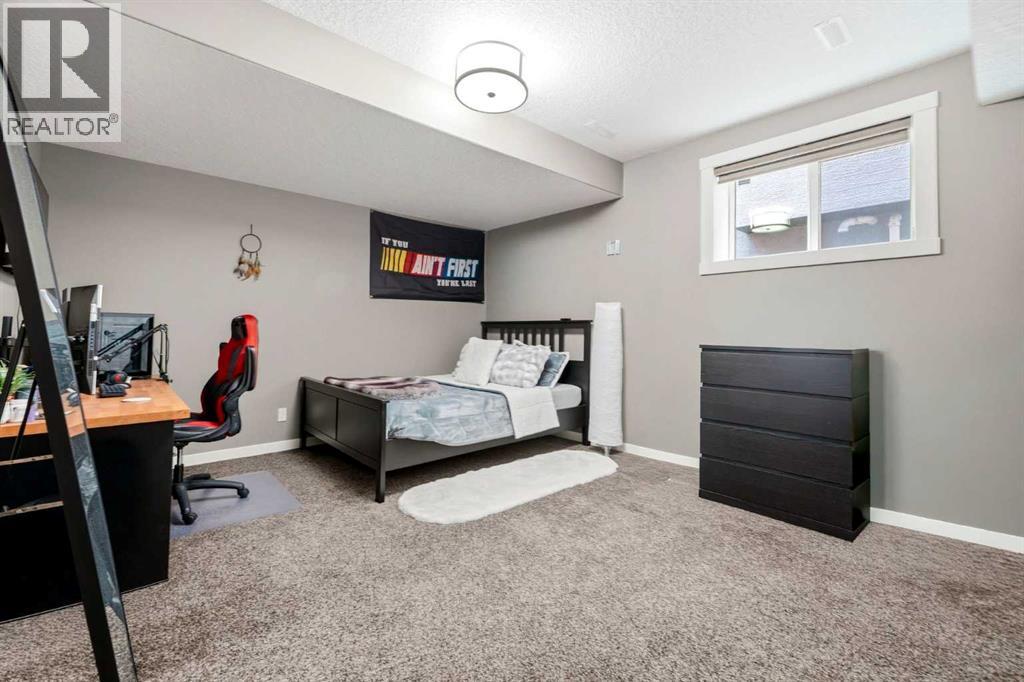 45 Cranbrook Heights SE - 29