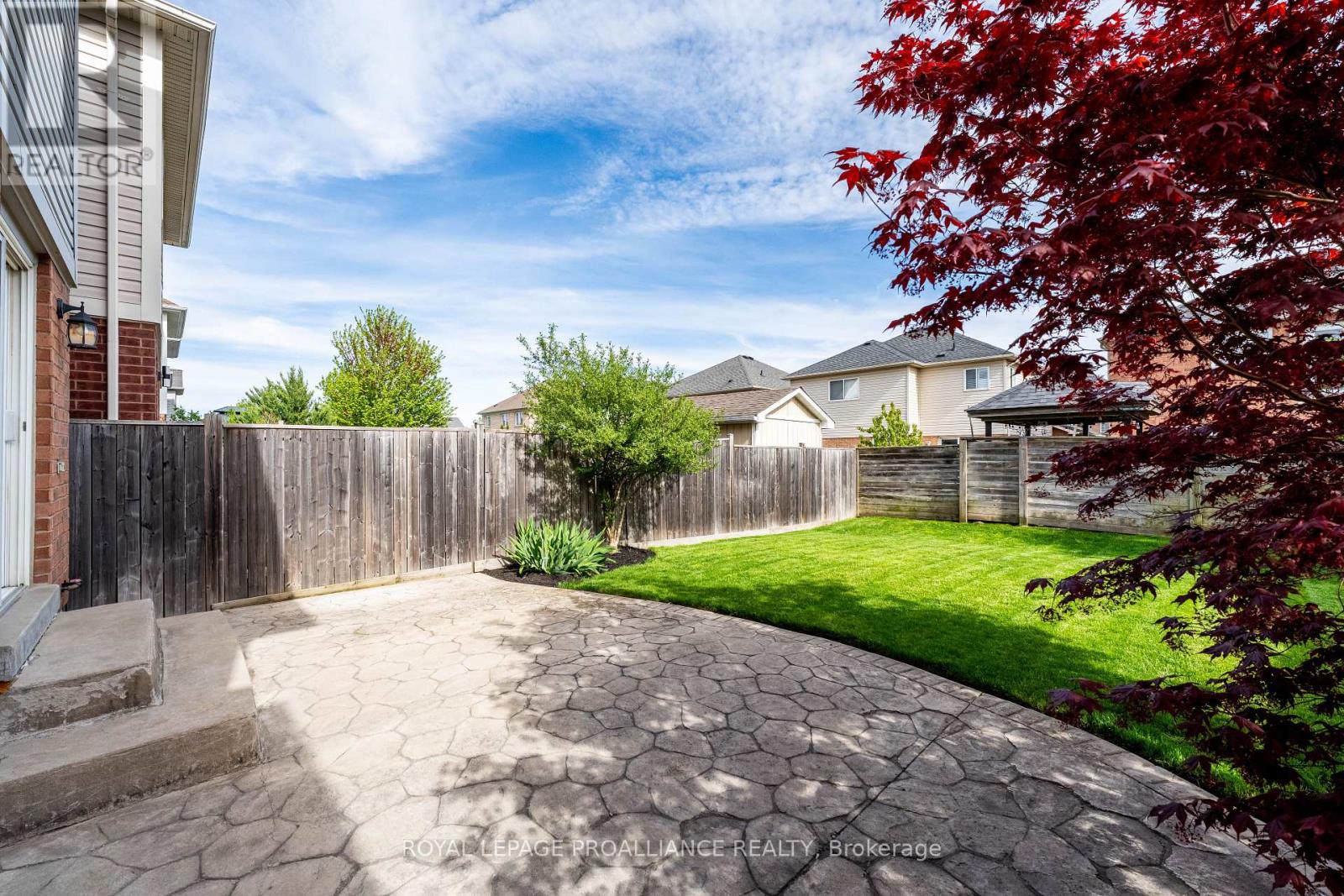 23 COURVIER CRESCENT - 6