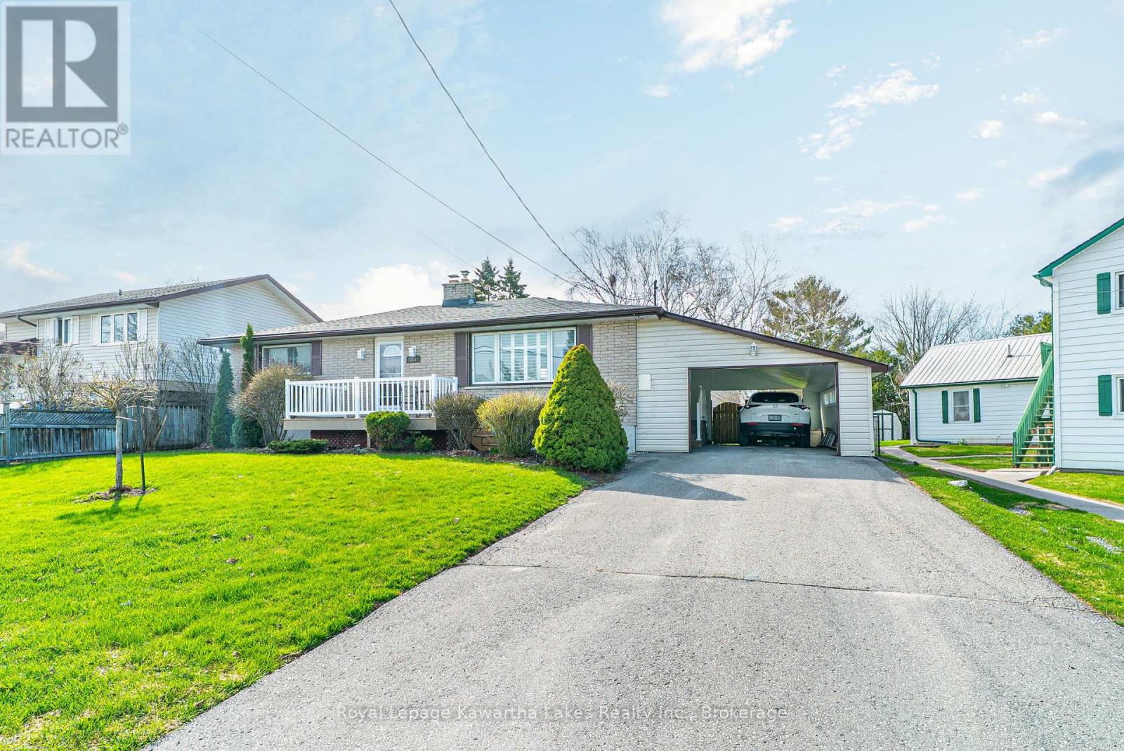 384 MAJOR STREET - 5