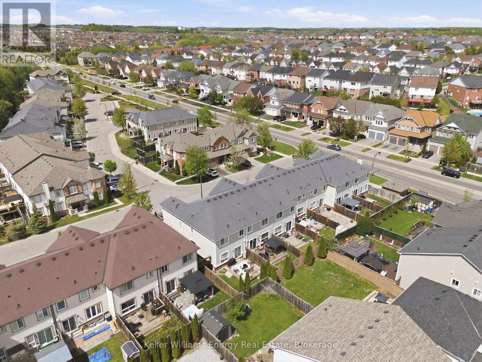 #15 1640 GRANDVIEW STREET N - 41