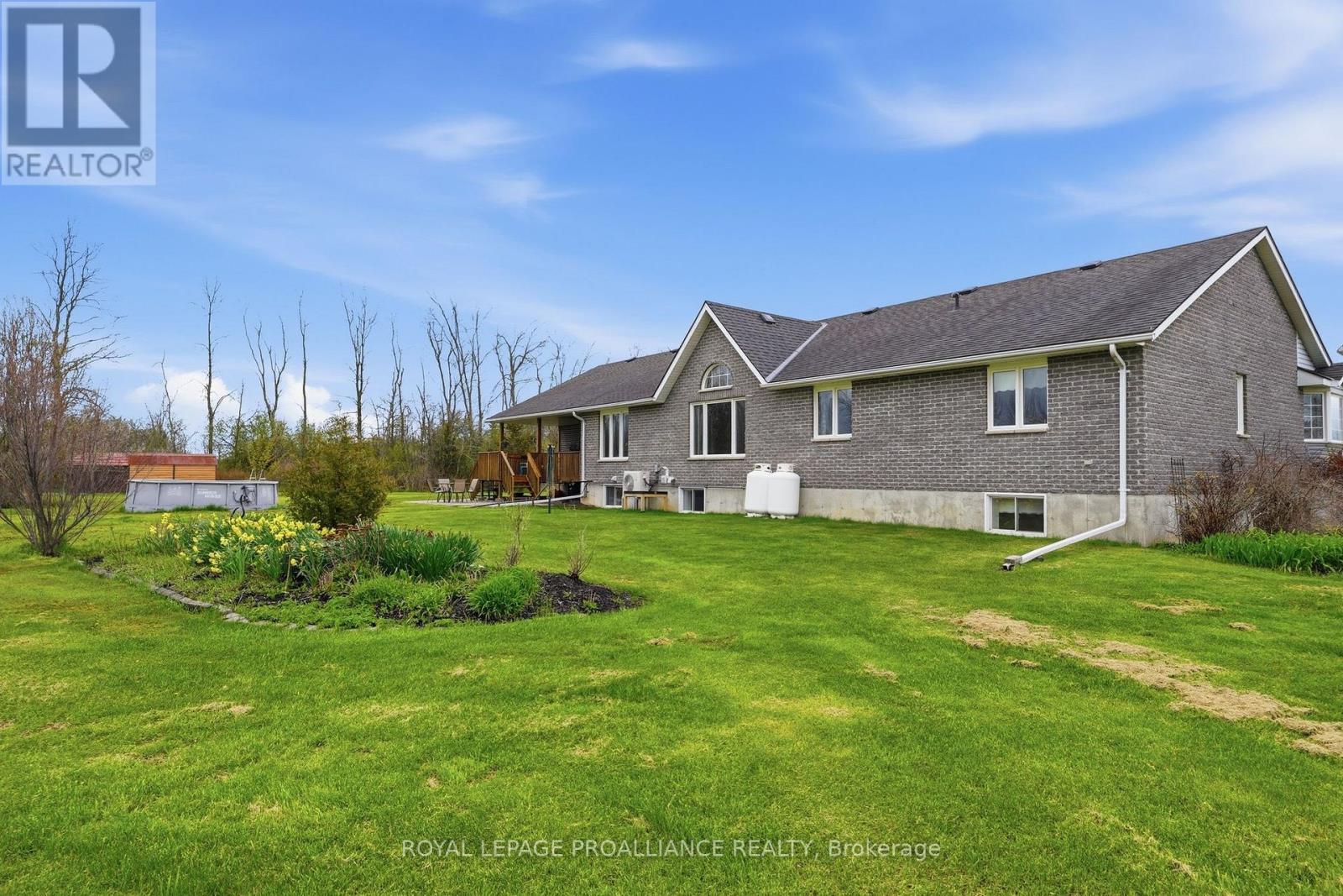 1489 AIRPORT PARKWAY - 39