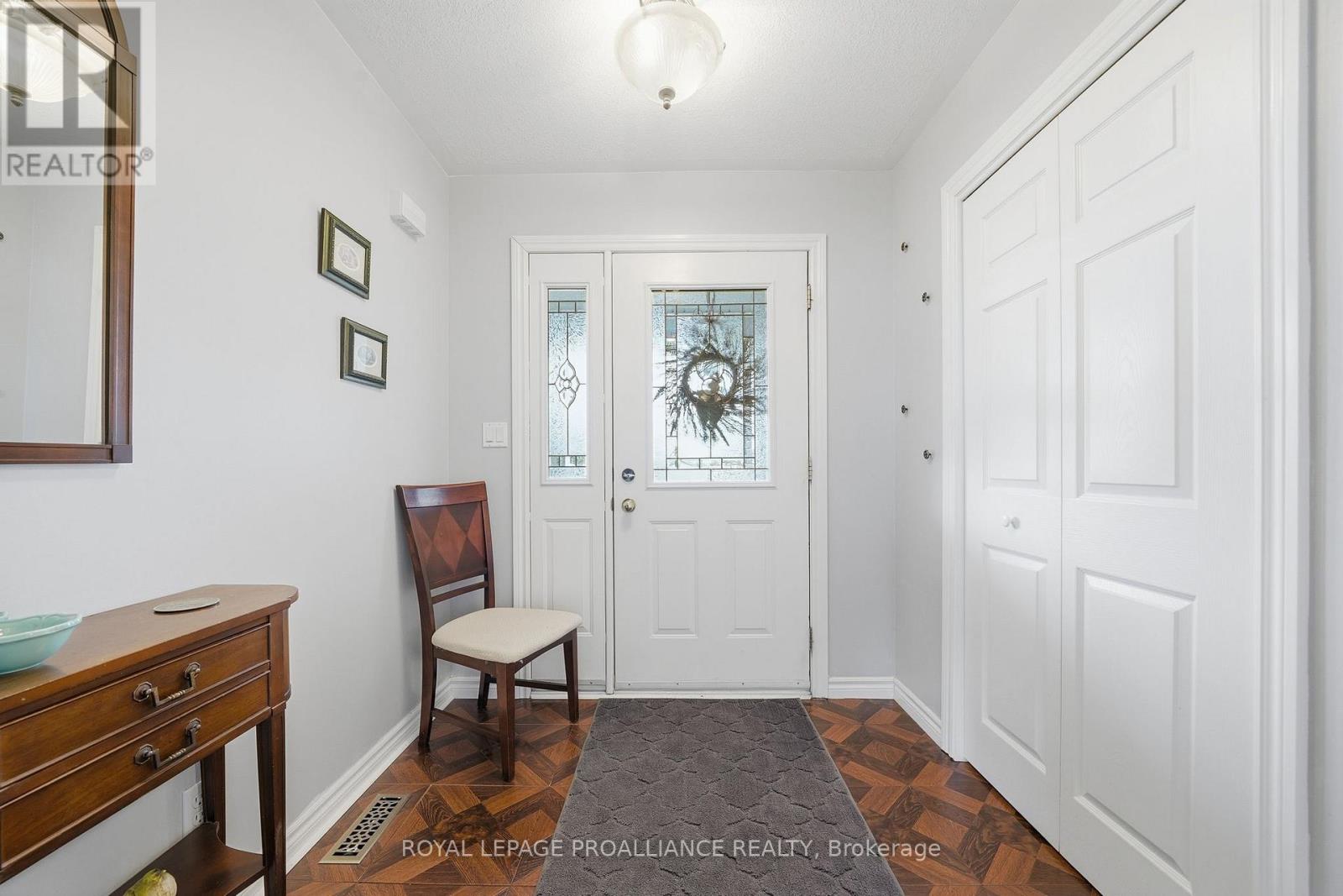 1489 AIRPORT PARKWAY - 5
