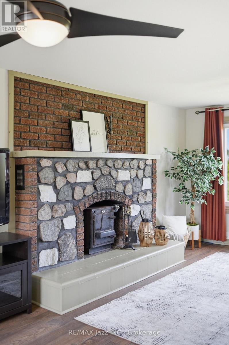350 SCHRIVER ROAD - 17
