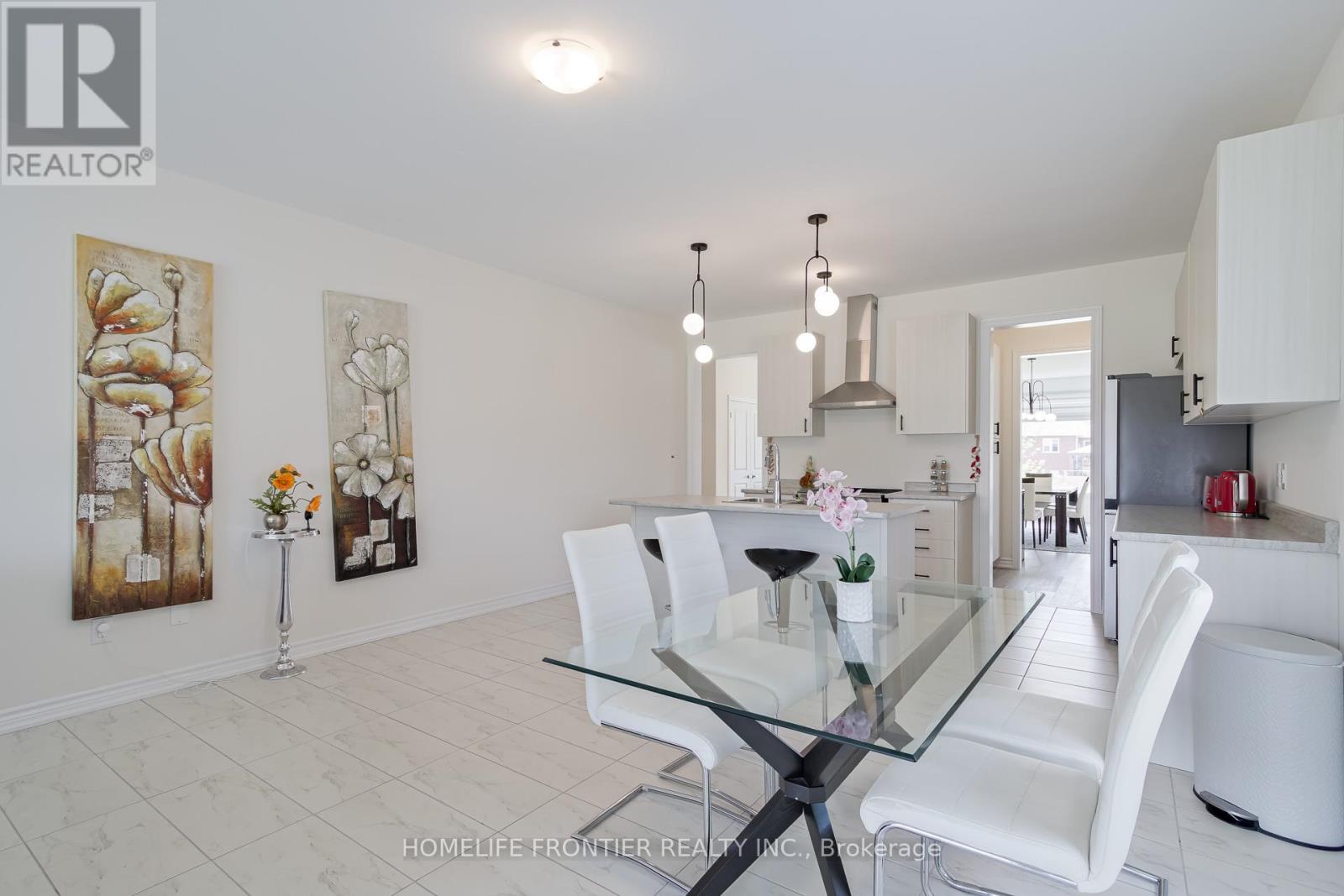 172 RAMBLEWOOD DRIVE S - 14