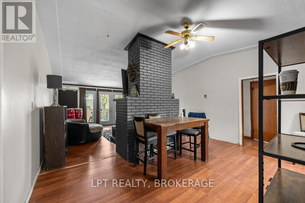 3 HOLLAND CRESCENT - 6