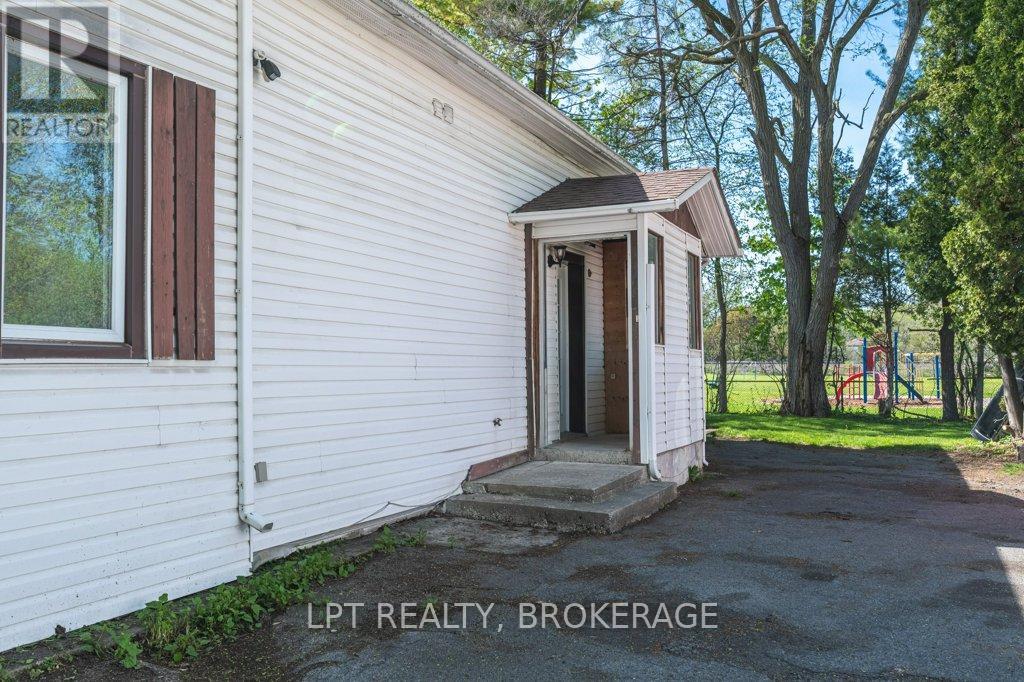 4069 BATH ROAD - 6