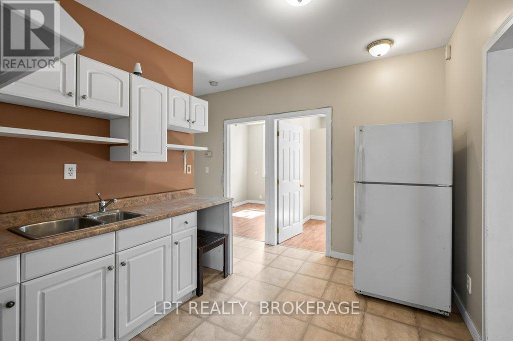 4069 BATH ROAD - 8