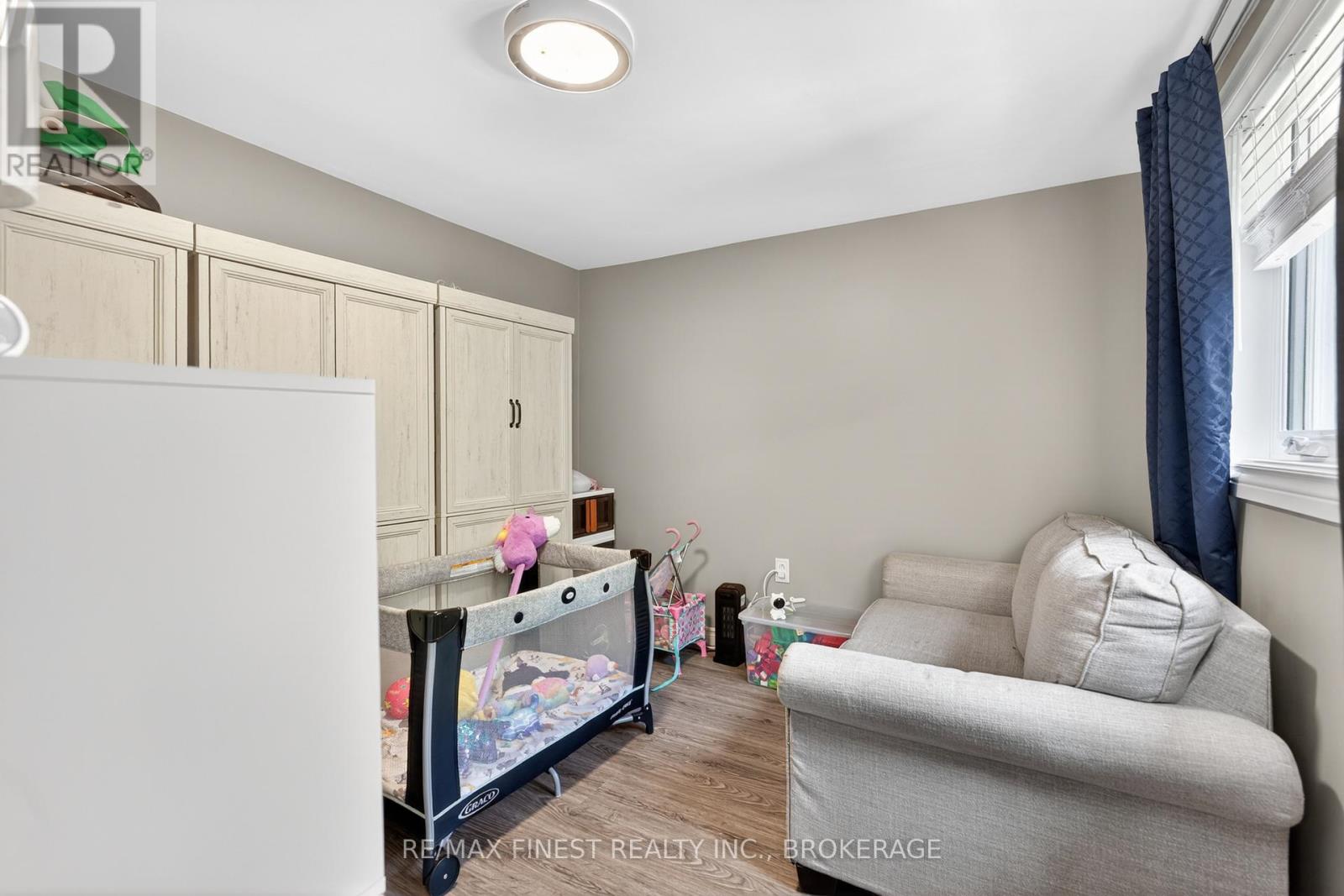 611 ALFRED STREET - 17