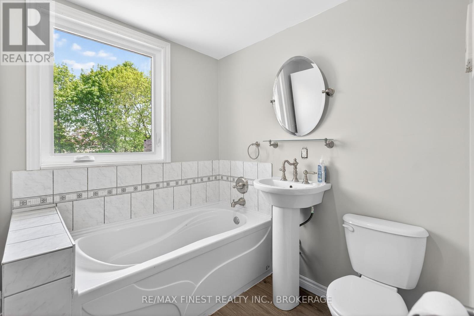 611 ALFRED STREET - 24