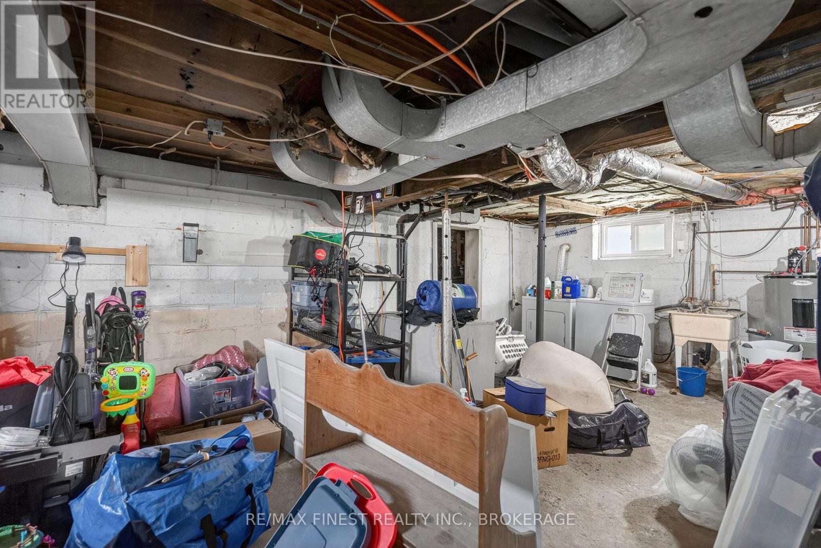 611 ALFRED STREET - 35