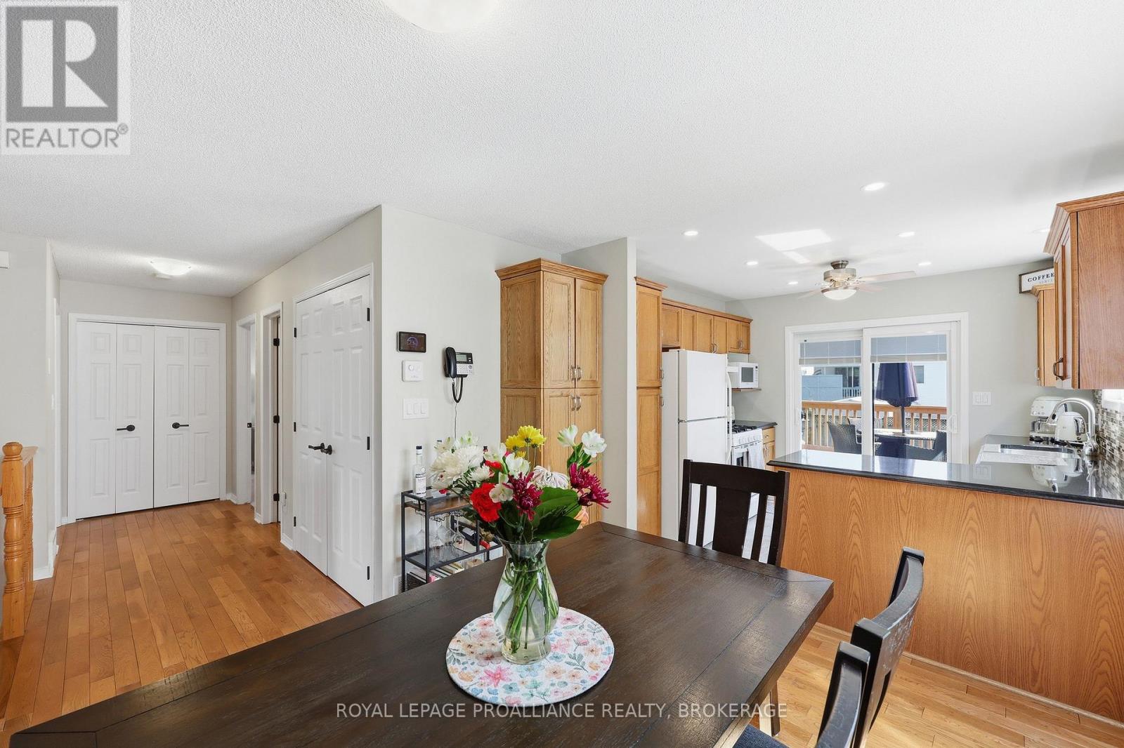 1380 FISHER CRESCENT - 13