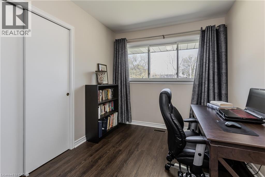 2 GLENBARR Road, St. Catharines, Ontario, L2T1Y1 — Photo 7