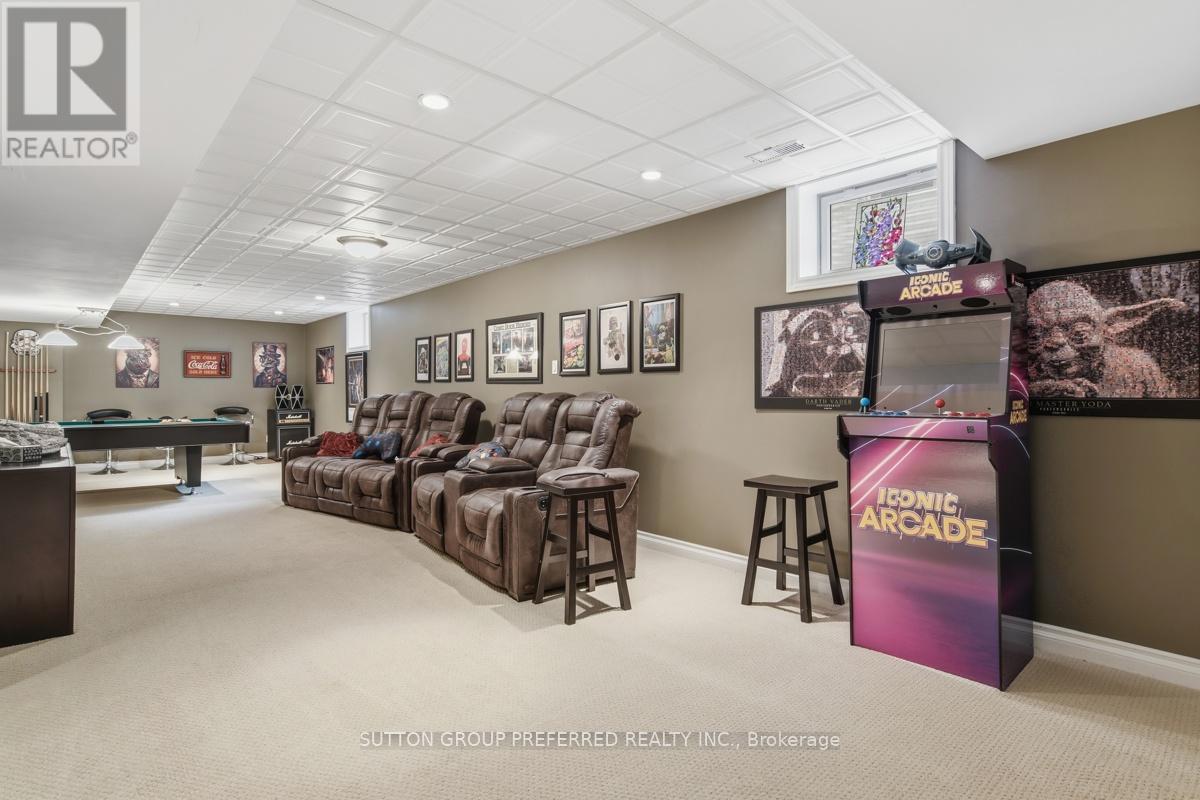 748 APRICOT DRIVE - 28