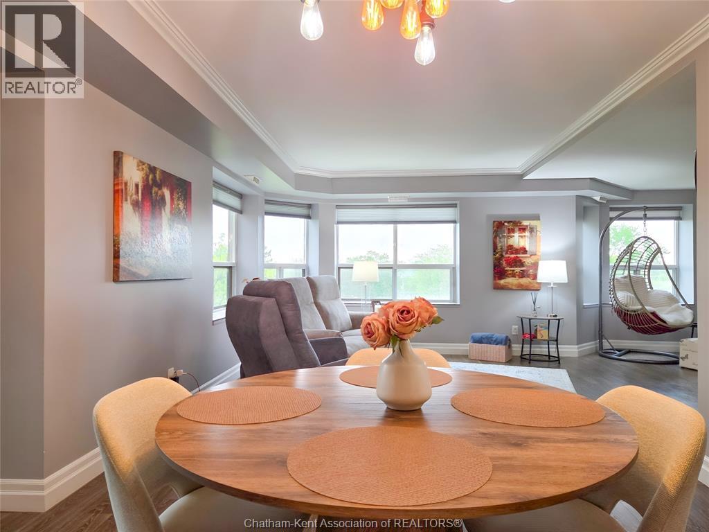 10 VAN ALLEN AVENUE - 19