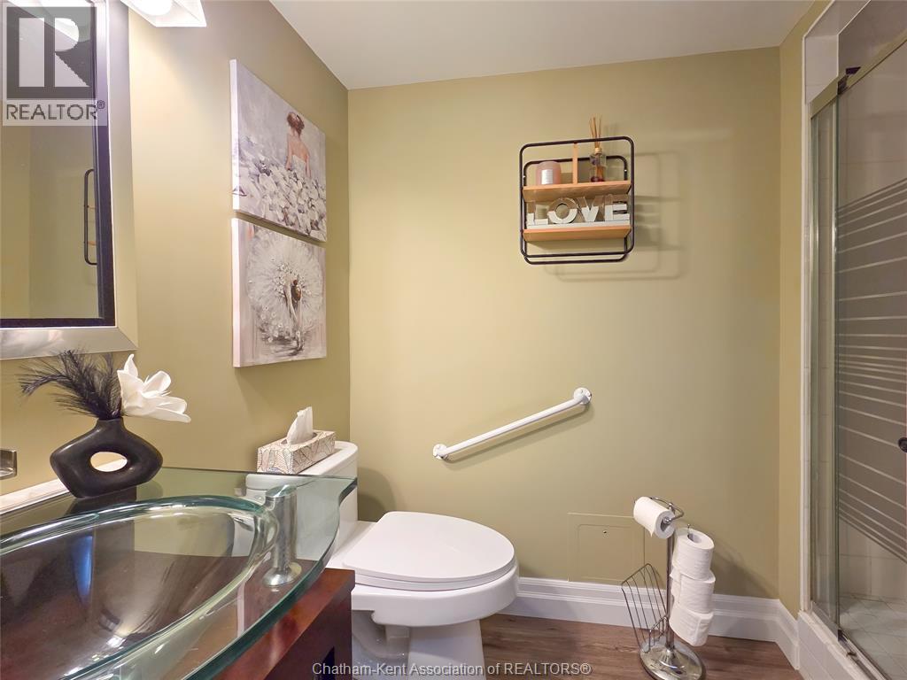 10 VAN ALLEN AVENUE - 30
