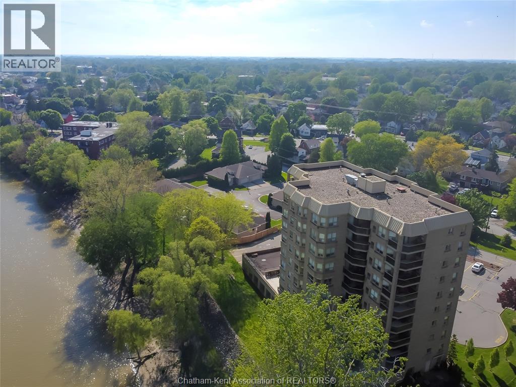 10 VAN ALLEN AVENUE - 39