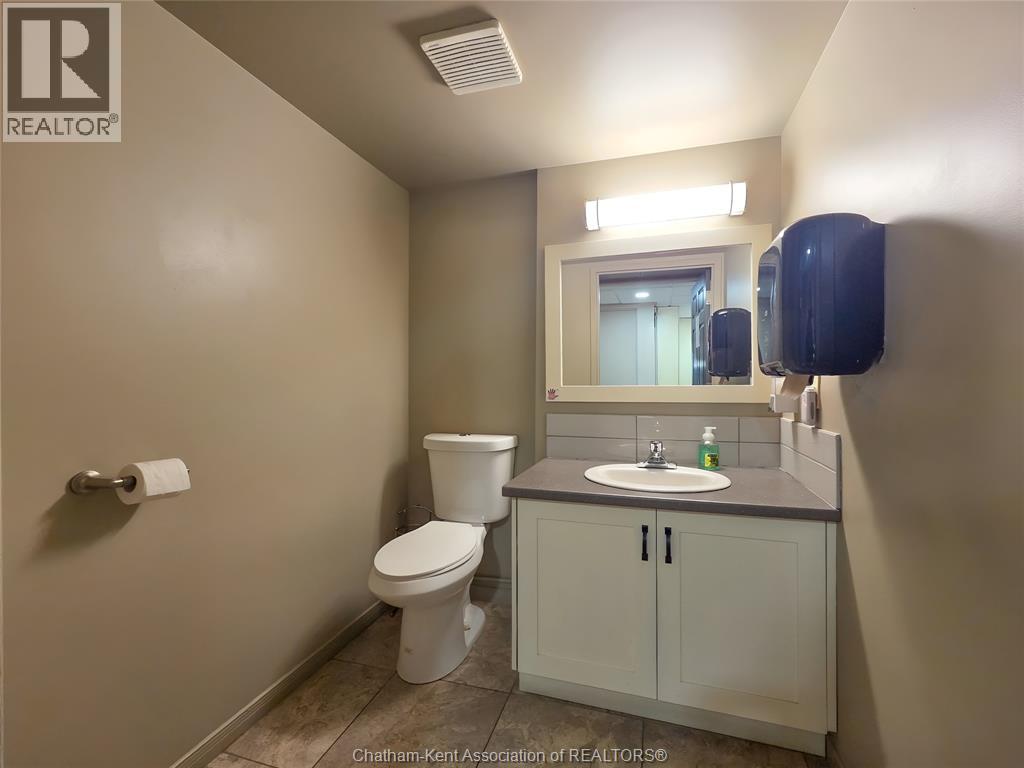 10 VAN ALLEN AVENUE - 44