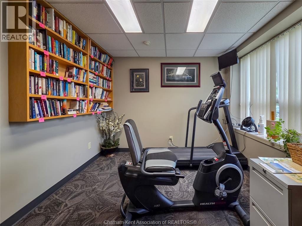 10 VAN ALLEN AVENUE - 47