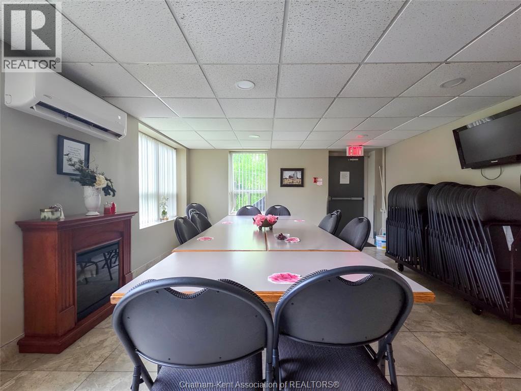 10 VAN ALLEN AVENUE - 49