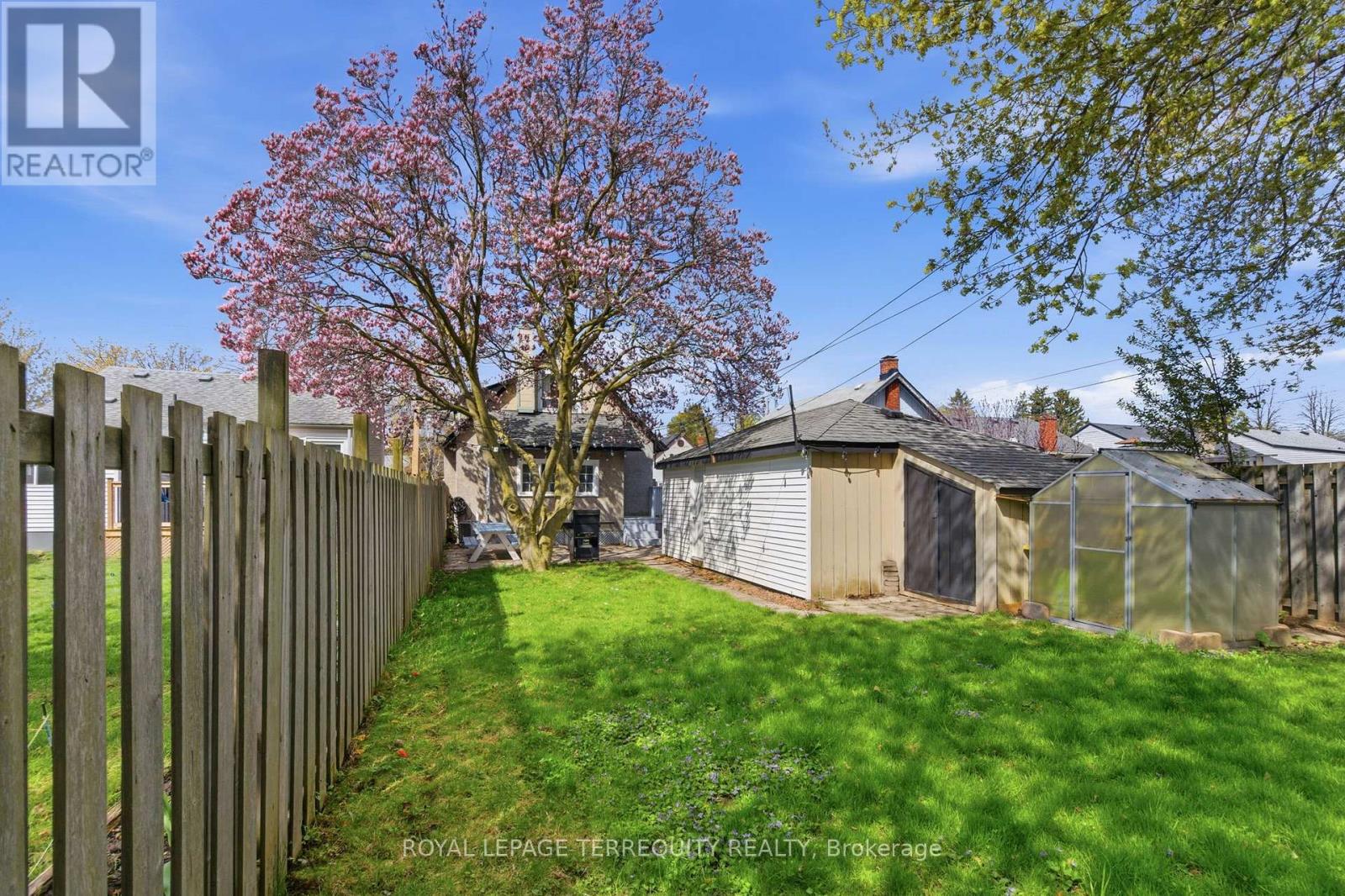 253 OSHAWA BOULEVARD S - 46