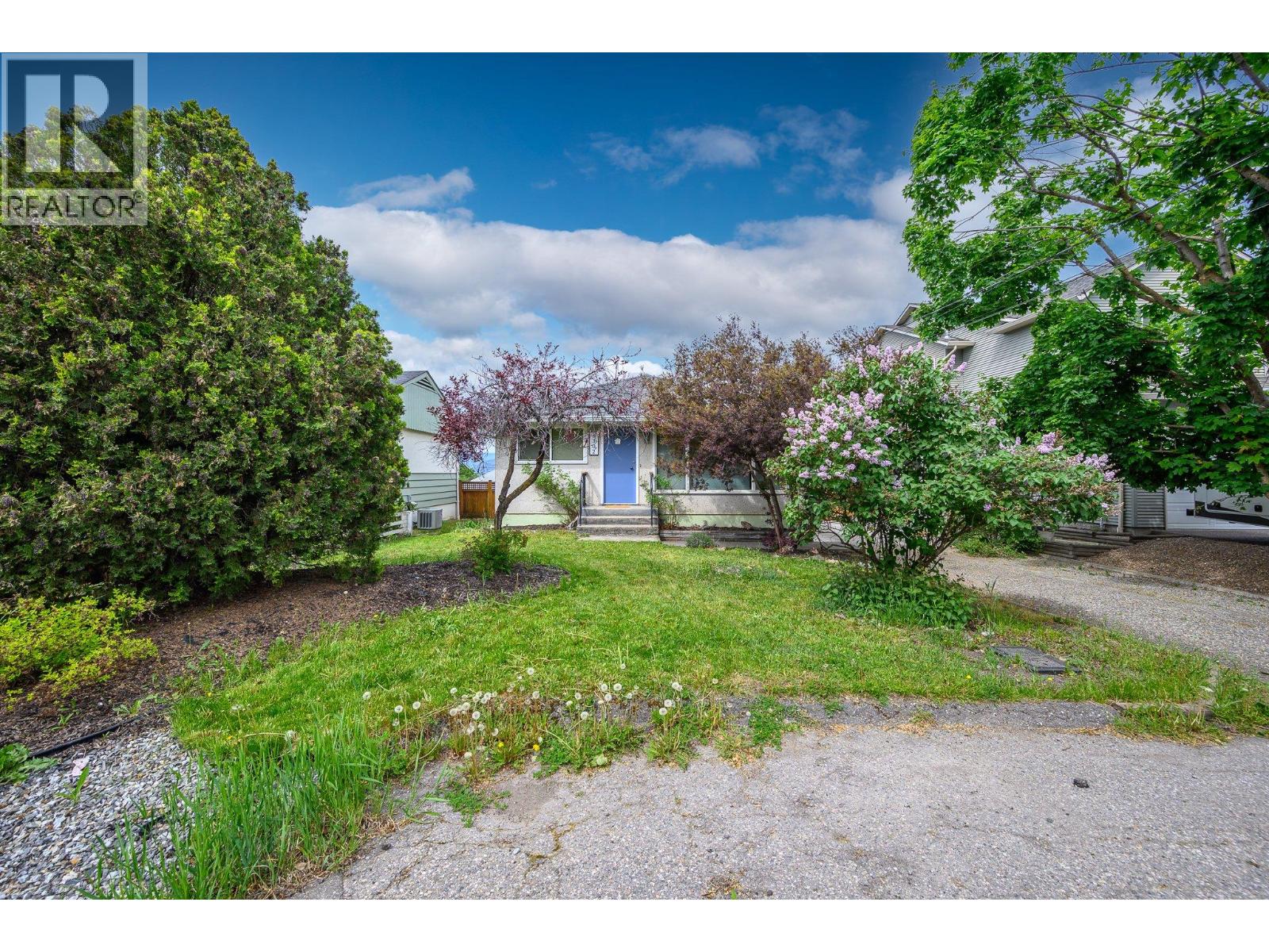 3302 24 Street - 2