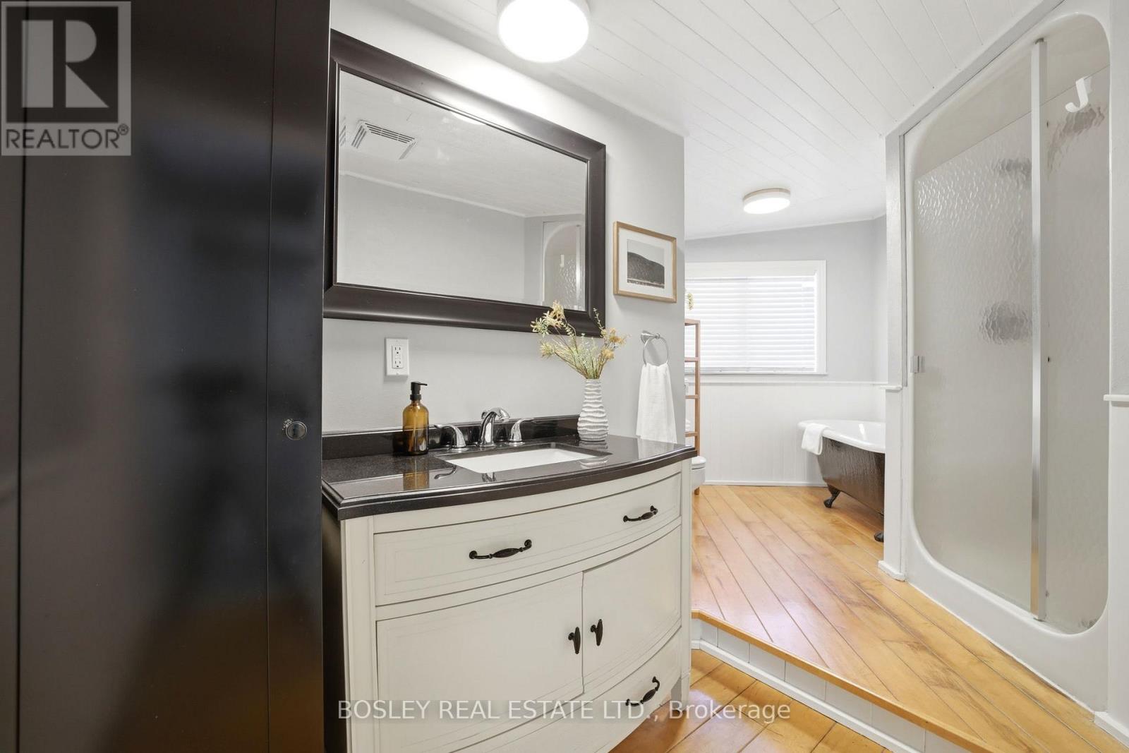 2450 SIXTH CONCESSION ROAD - 19