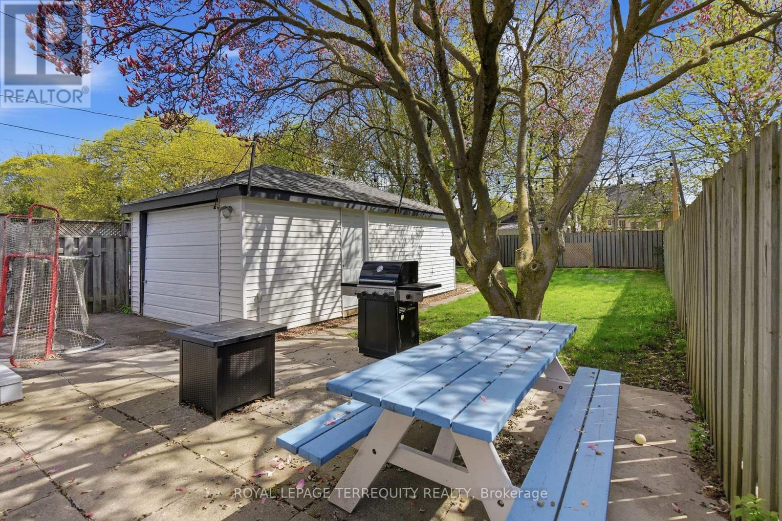 253 OSHAWA BOULEVARD S - 43