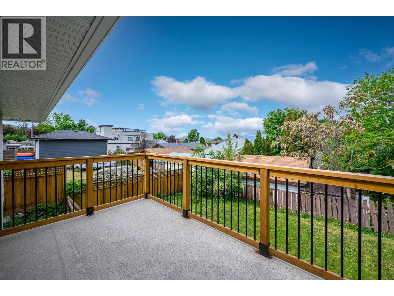 3302 24 Street - 9