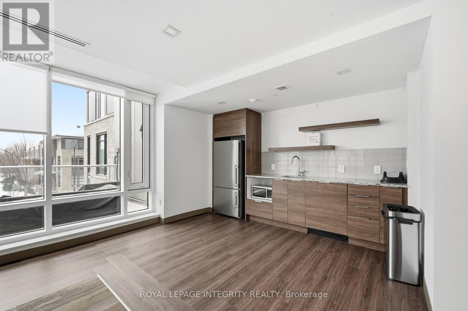 #612 530 DE MAZENOD AVENUE - 32