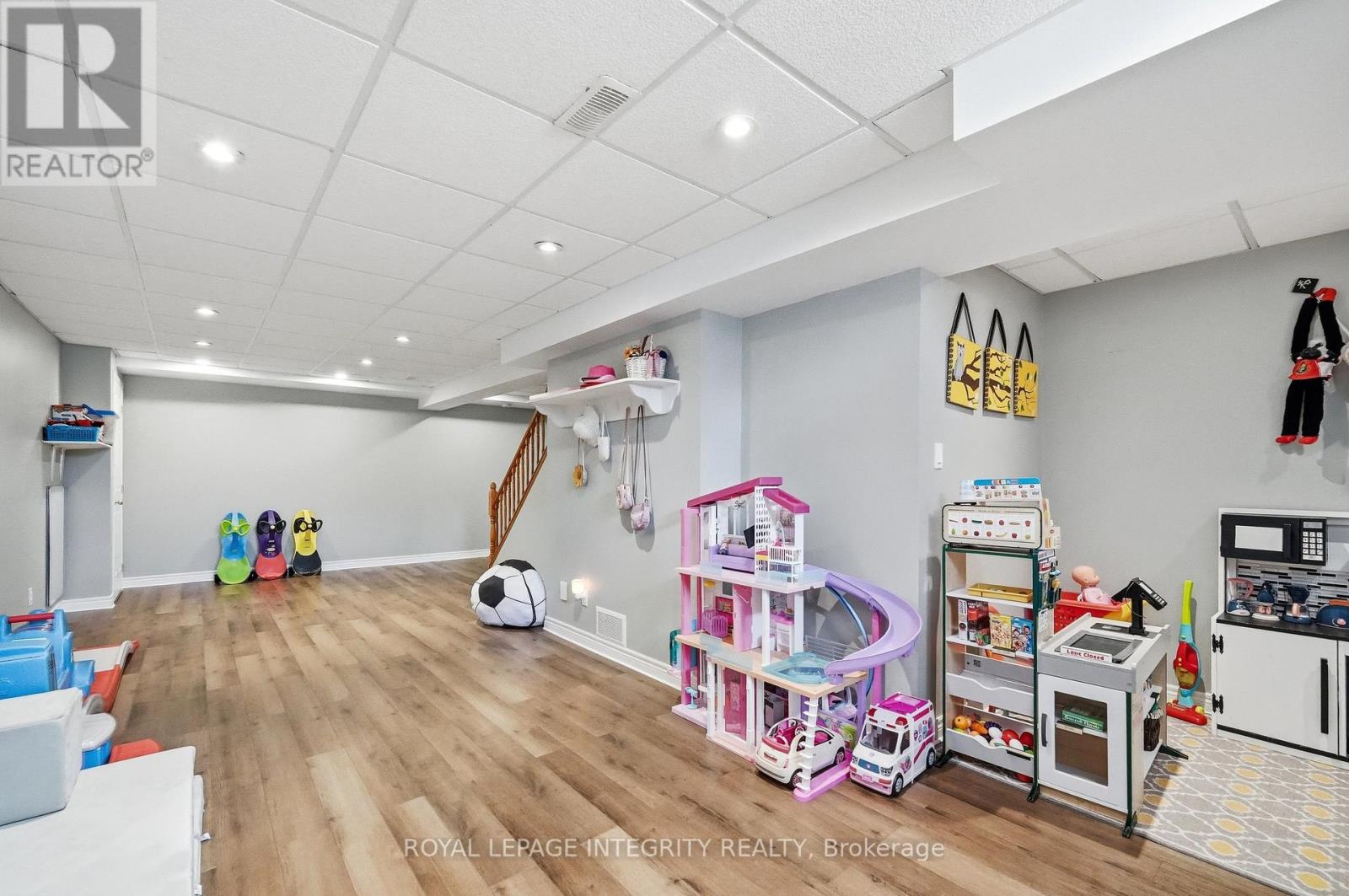 675 POTVIN AVENUE - 37