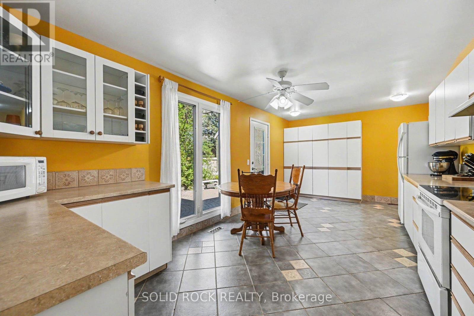 29 JACKSON COURT - 13