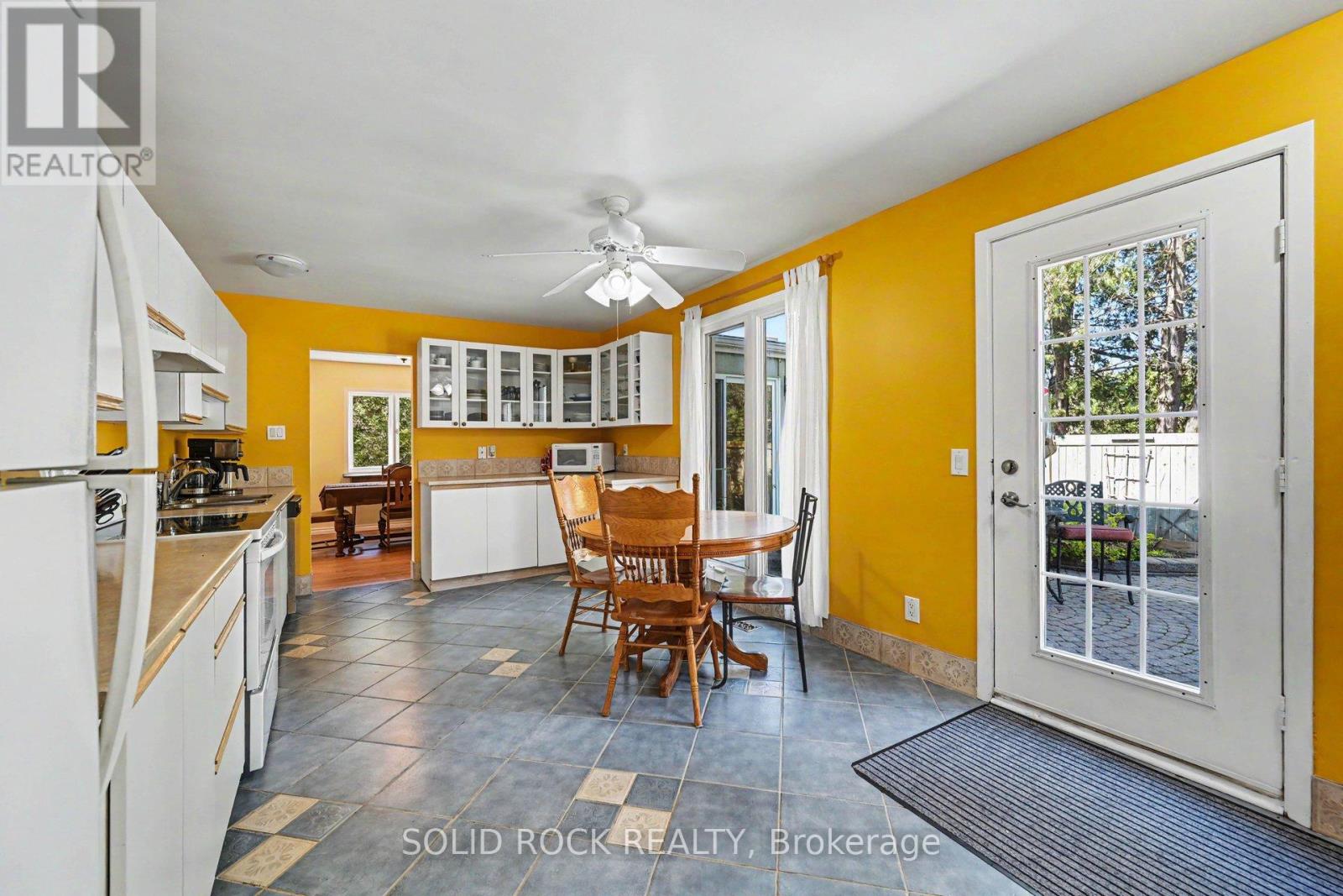 29 JACKSON COURT - 15