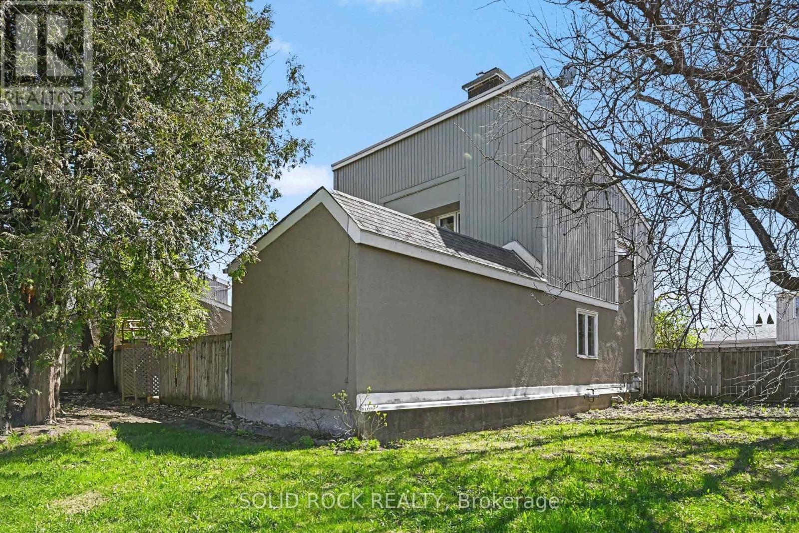 29 JACKSON COURT - 34