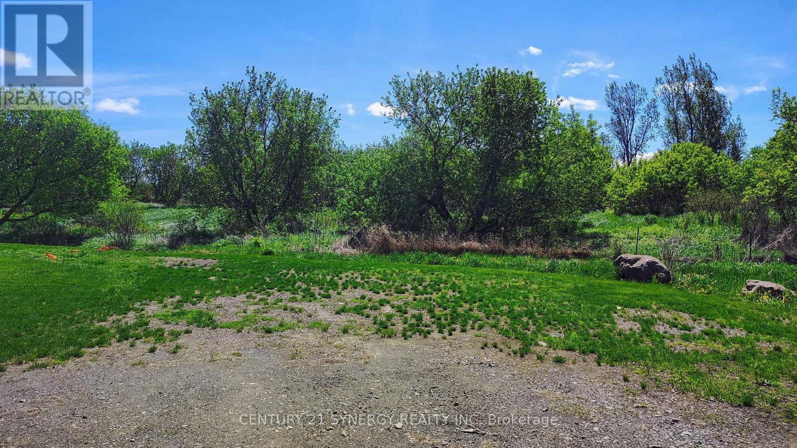 2772 8TH LINE ROAD - 7