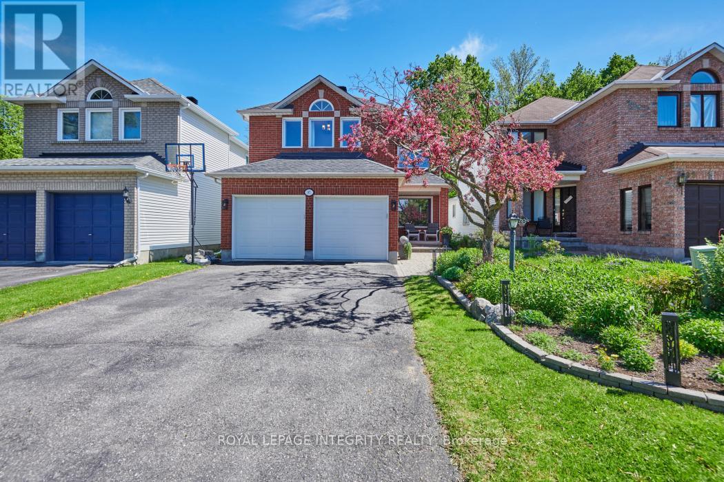 97 GRENADIER WAY - 1