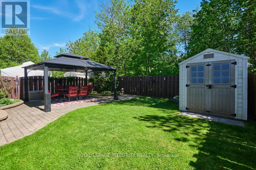 97 GRENADIER WAY - 30