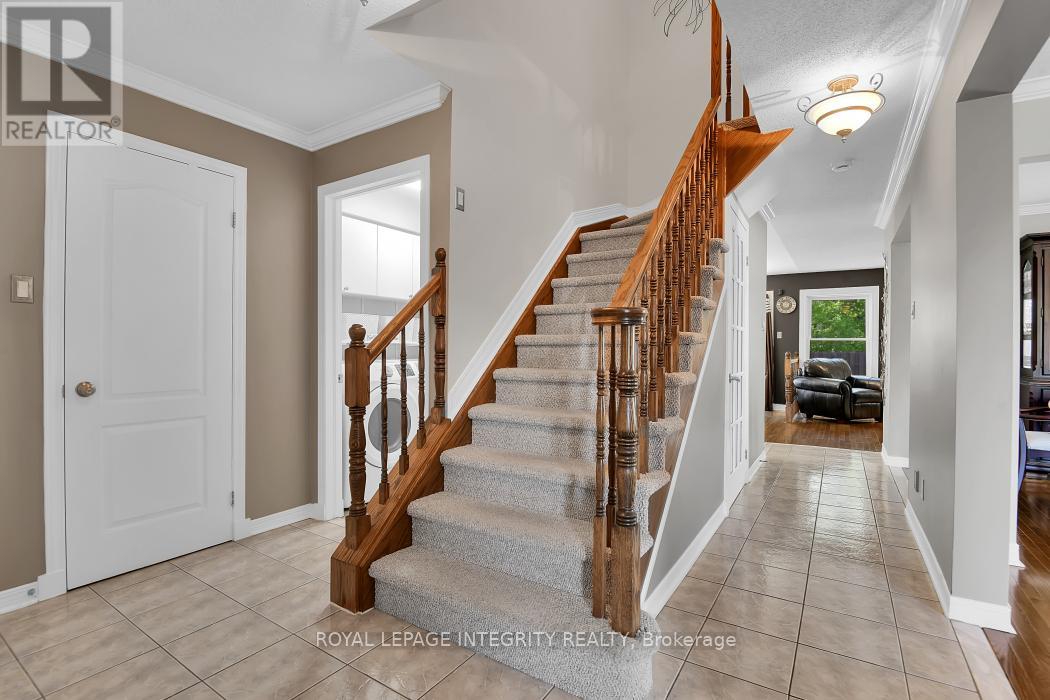 97 GRENADIER WAY - 4