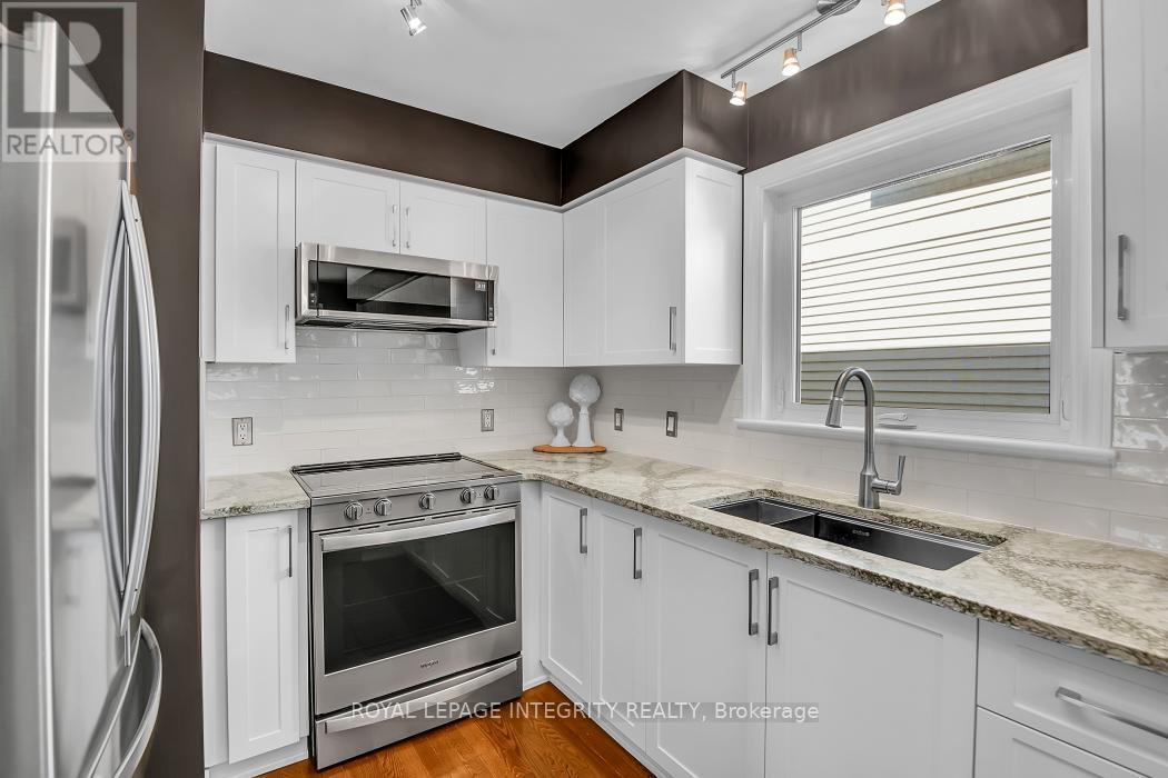 97 GRENADIER WAY - 9
