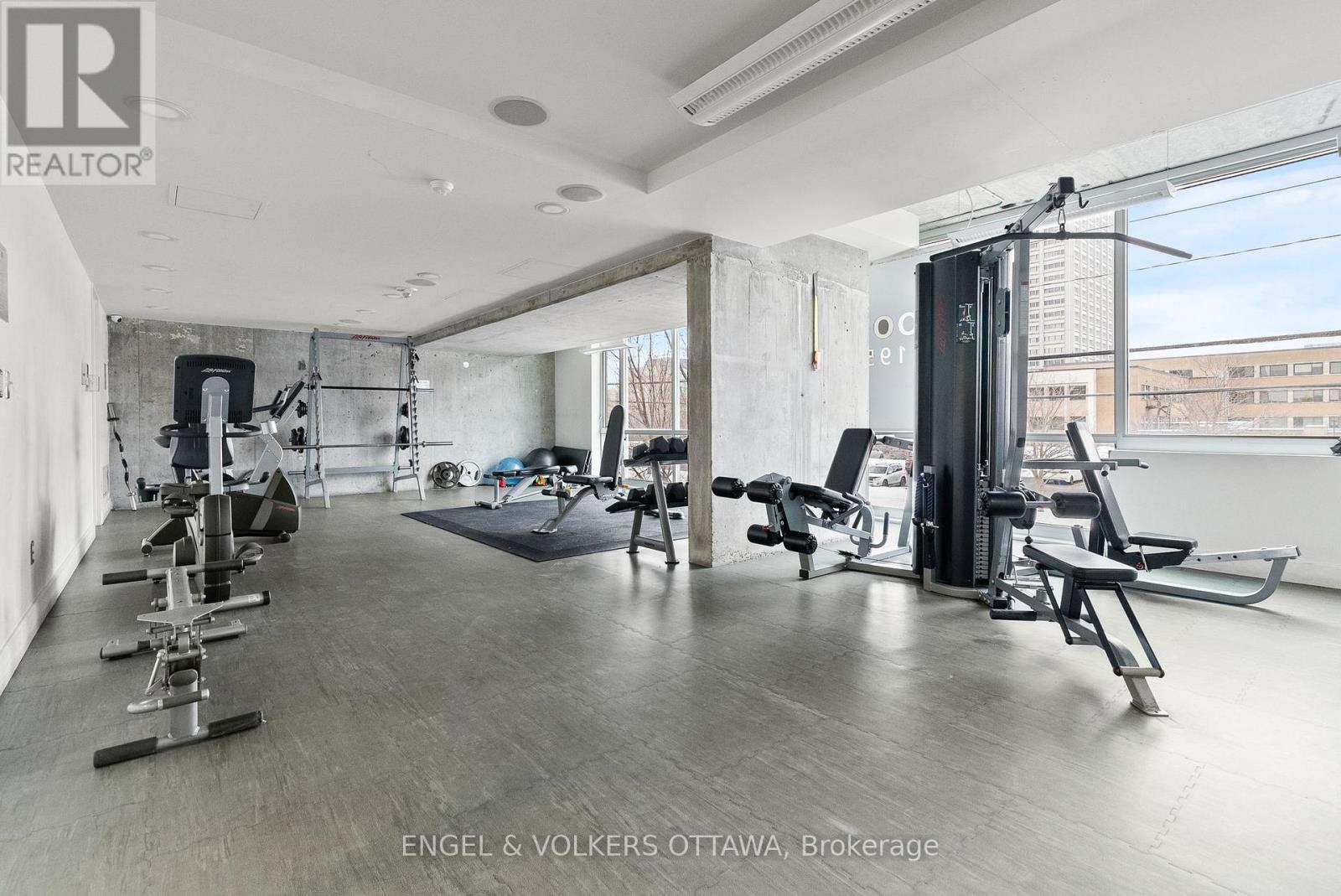 #807 201 PARKDALE AVENUE - 21