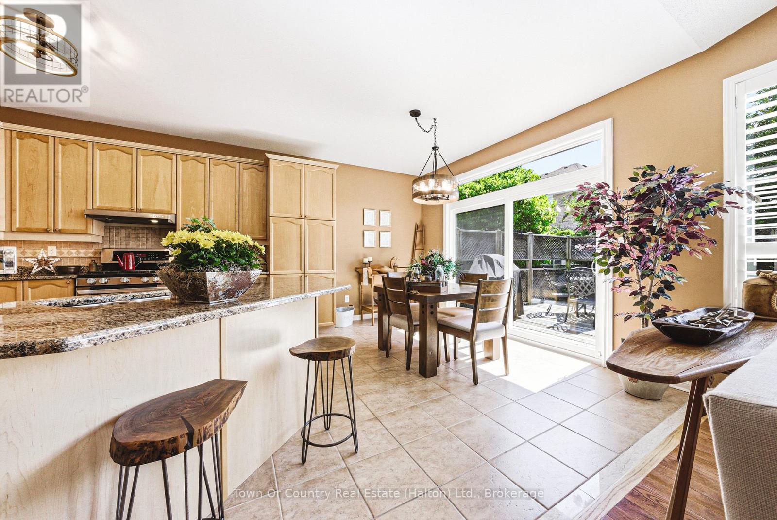 1588 RAMSHAW CRESCENT - 11